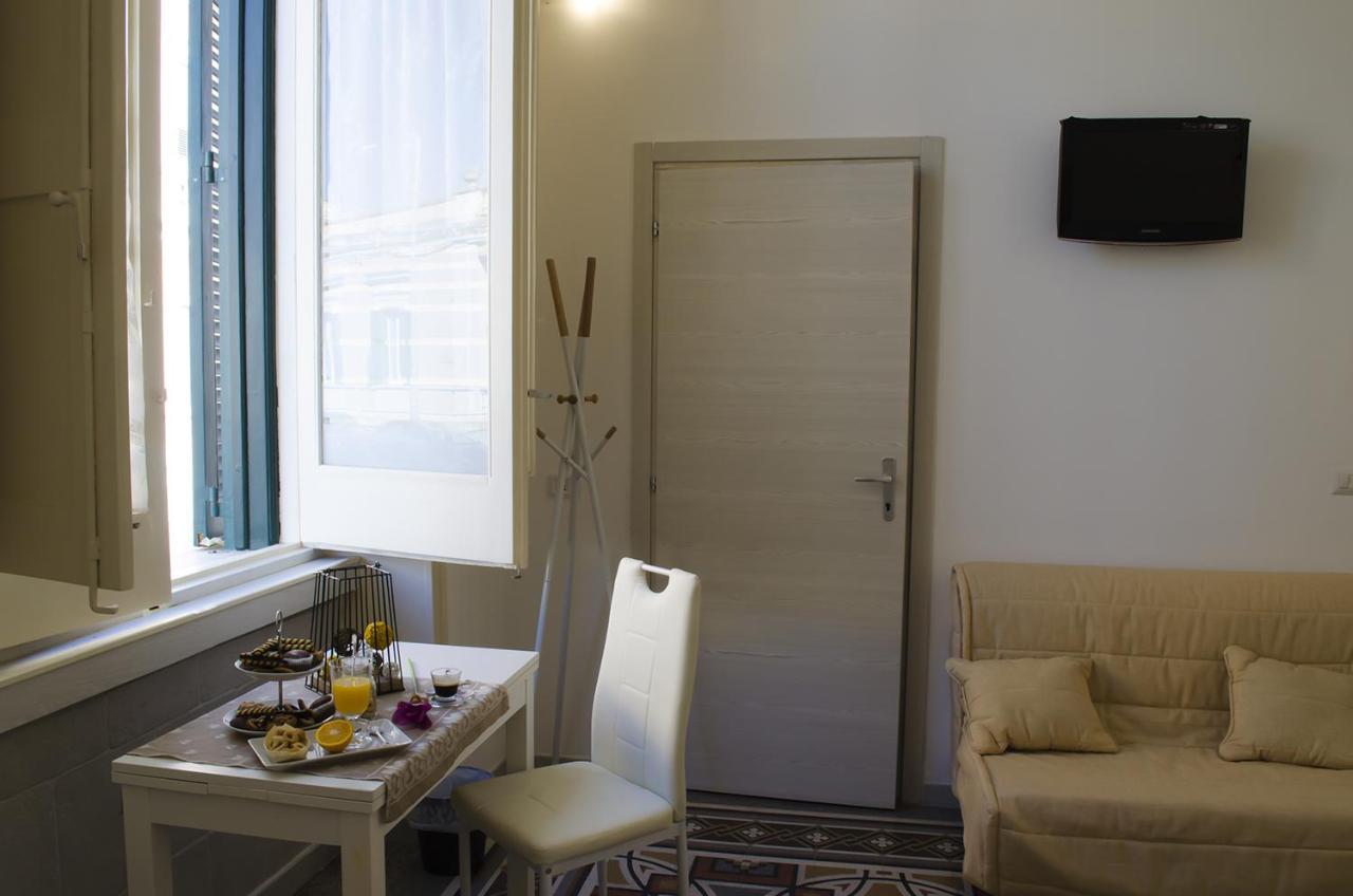 Bed and Breakfast Ingrosso House Lecce Exterior foto