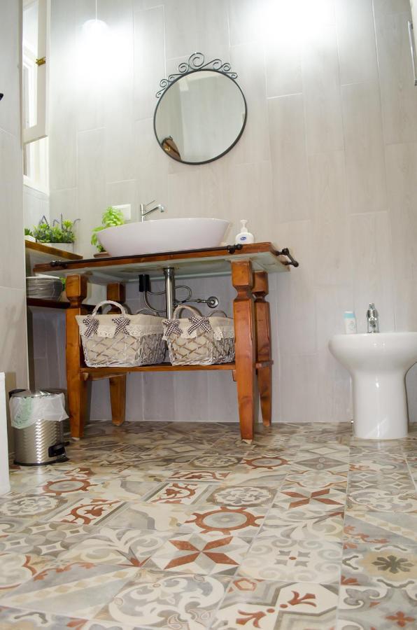 Bed and Breakfast Ingrosso House Lecce Exterior foto