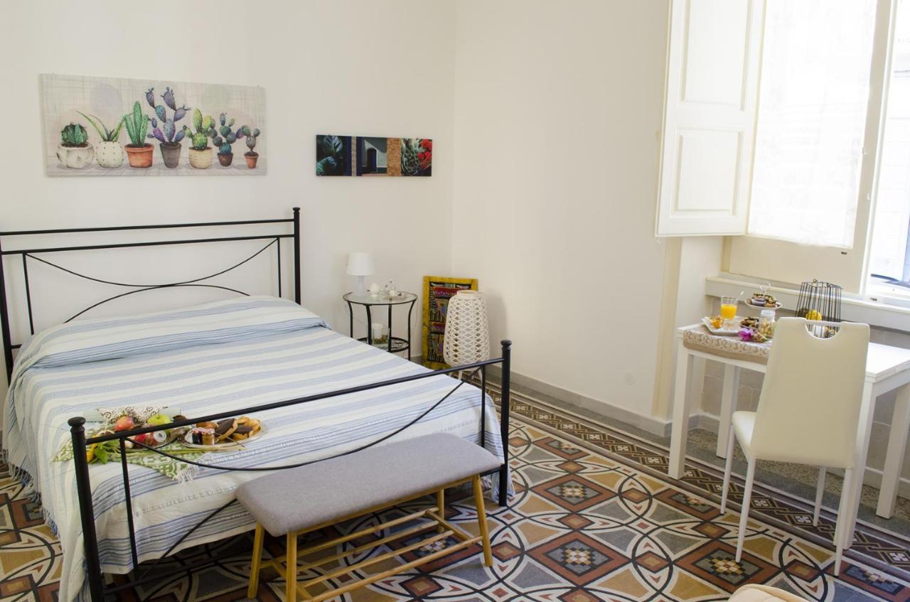 Bed and Breakfast Ingrosso House Lecce Exterior foto